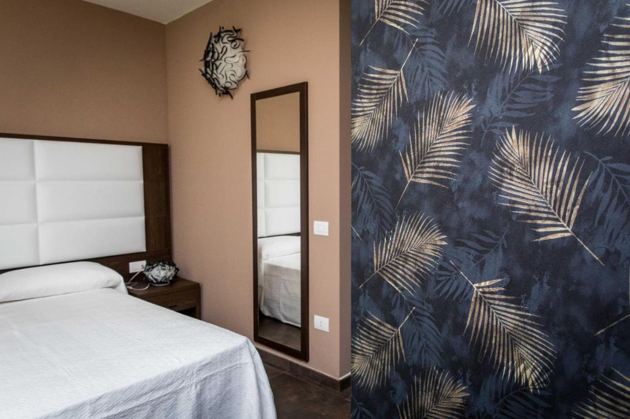 4Essences Boutique Rooms มาราเตอา ภายนอก รูปภาพ
