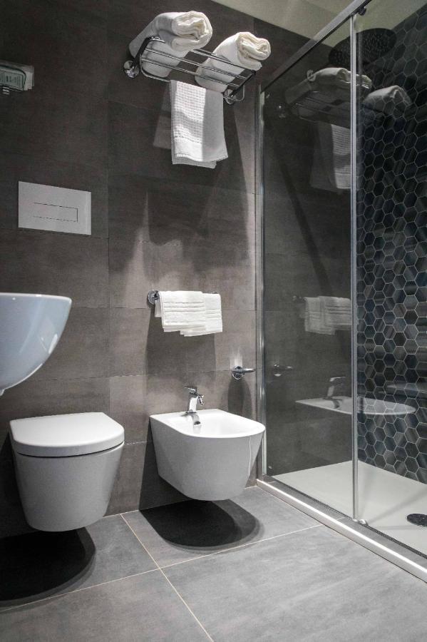4Essences Boutique Rooms มาราเตอา ภายนอก รูปภาพ